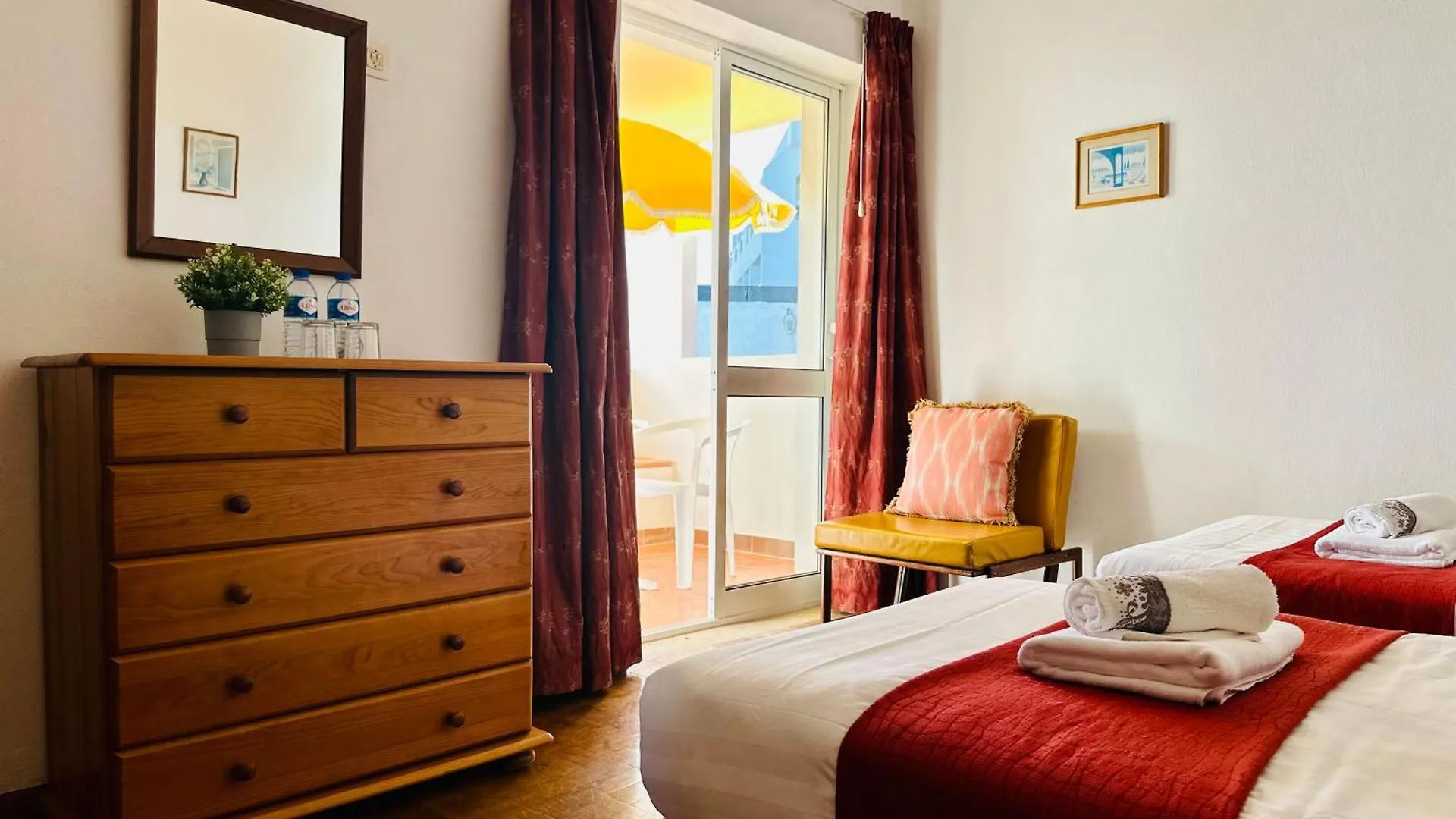 بيت ضيافة Vila Bela Hotel البوفيرا البرتغال